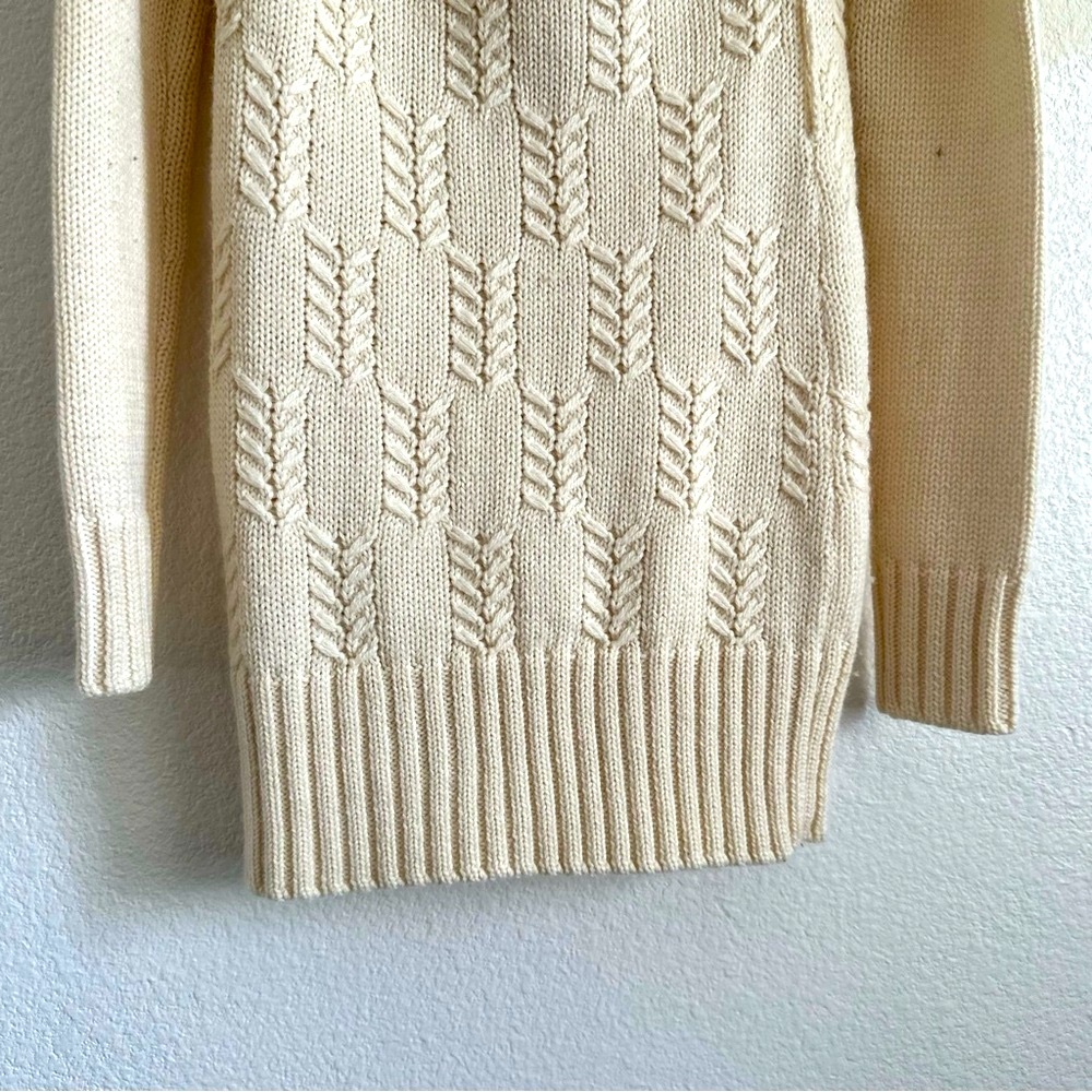 Guess Elegant Cream Sweater - Picture 4 of 12